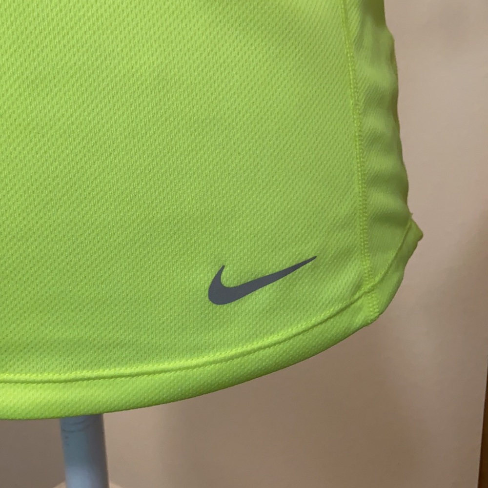 Nike Racerback Tank - Picture 4 of 11